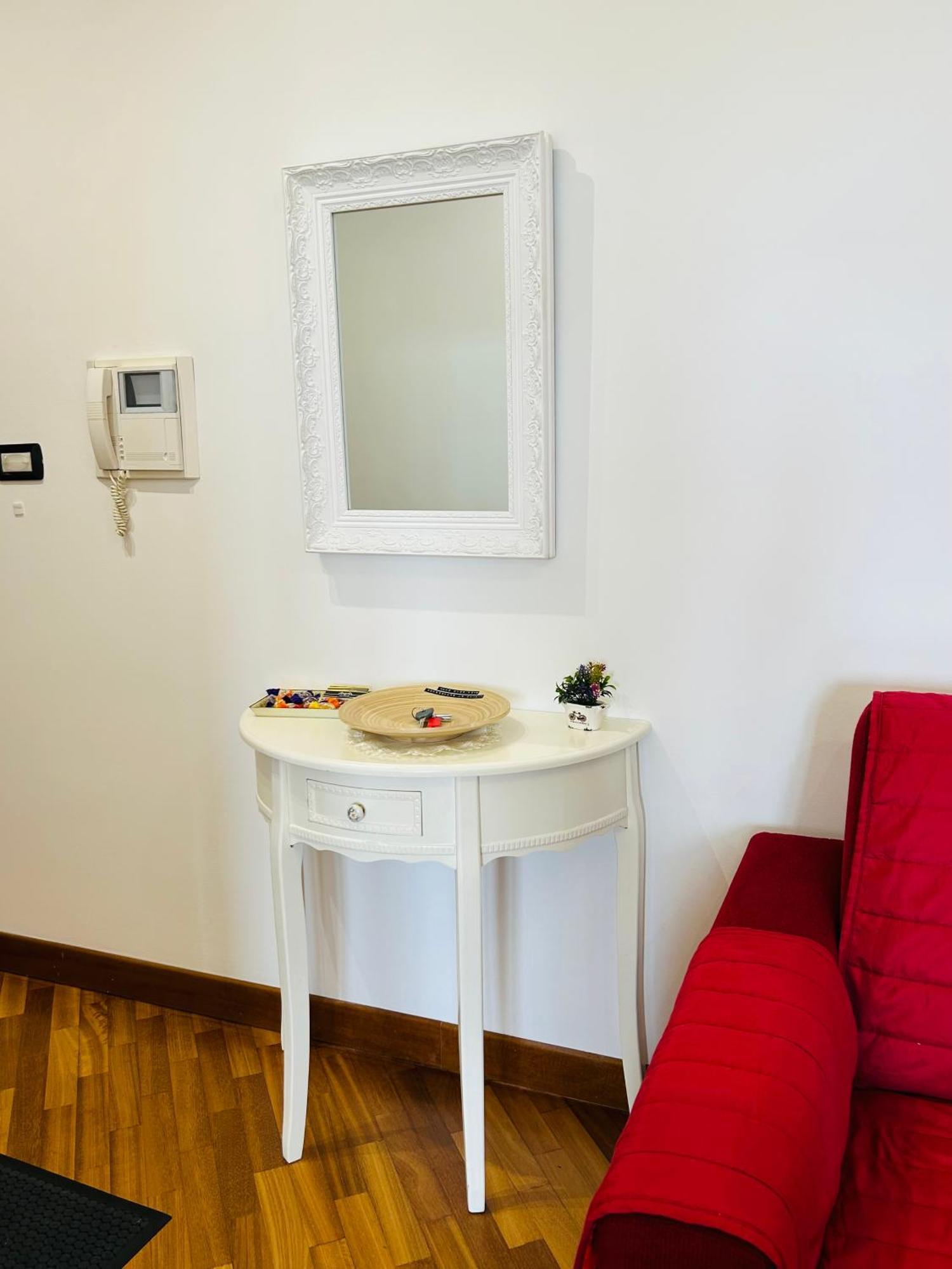 The House Room Aeroporto フィウミチーノ エクステリア 写真